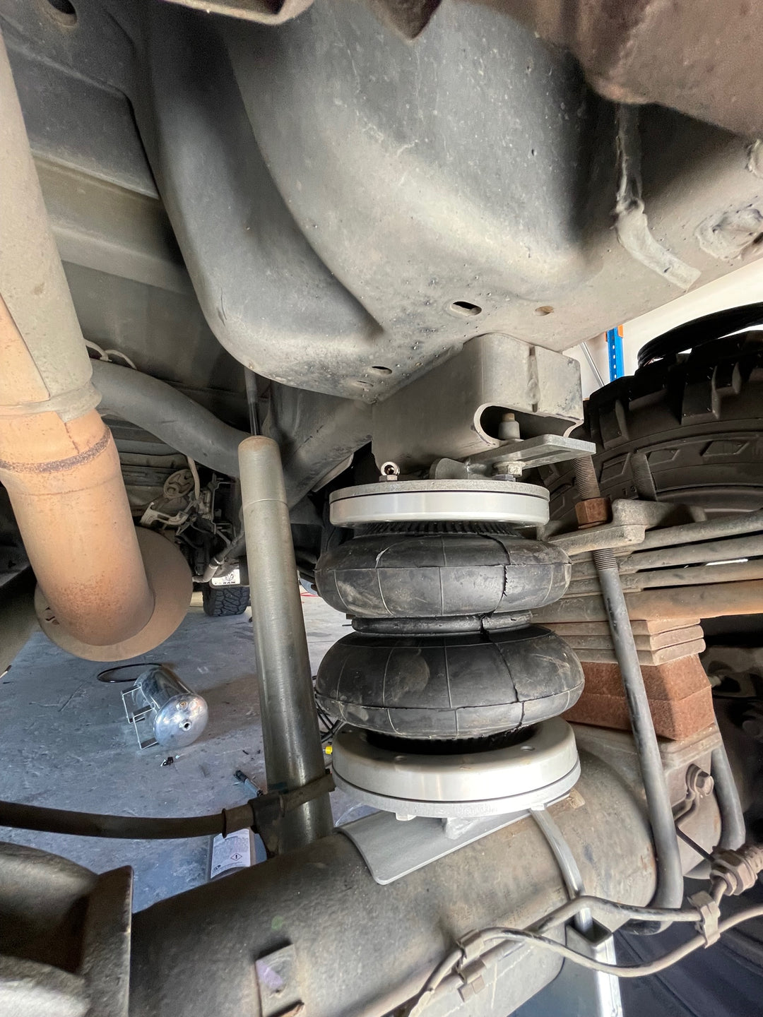 Dodge Ram 3500 Thor Airbag Suspension (Leaf) 2018+